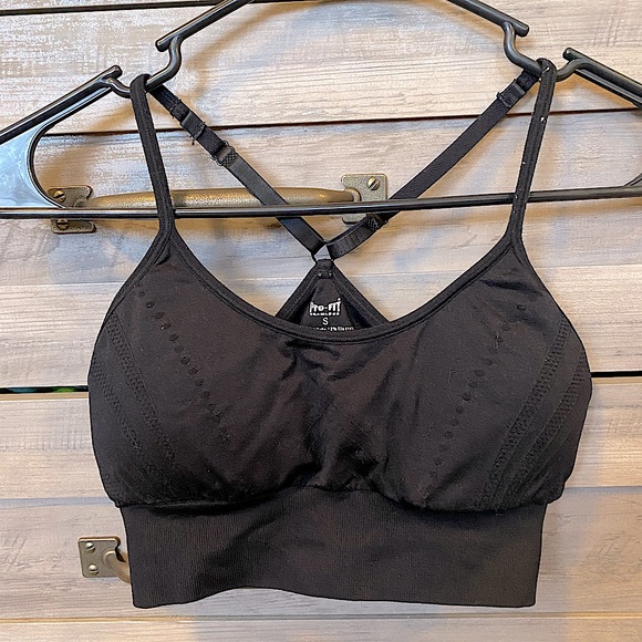 Pro Fit Intimates & Sleepwear Pro Fit Seamless Cross Back Sports